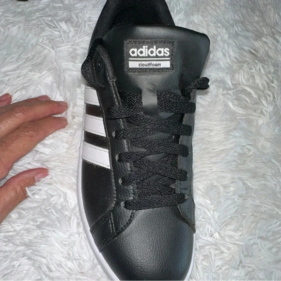 Adidas Neo Cloudfoam Core Black and white stripes Men's size 9.5 New Condition - Picture 8 of 9